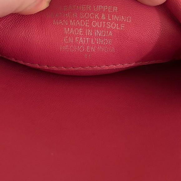 NWOT SEYCHELLES Low Key Puffy Classic Slide in Fuchsia - Picture 5 of 9